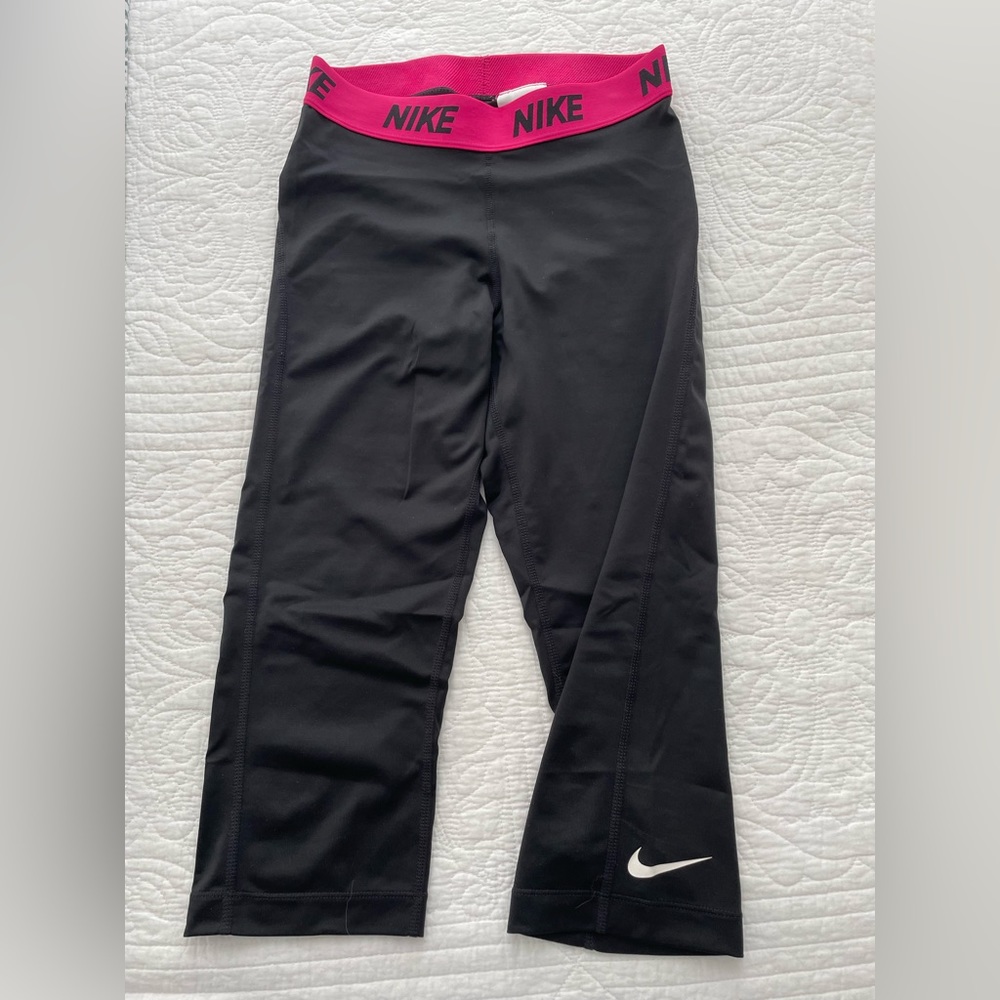 Nike 3/4 length leggings